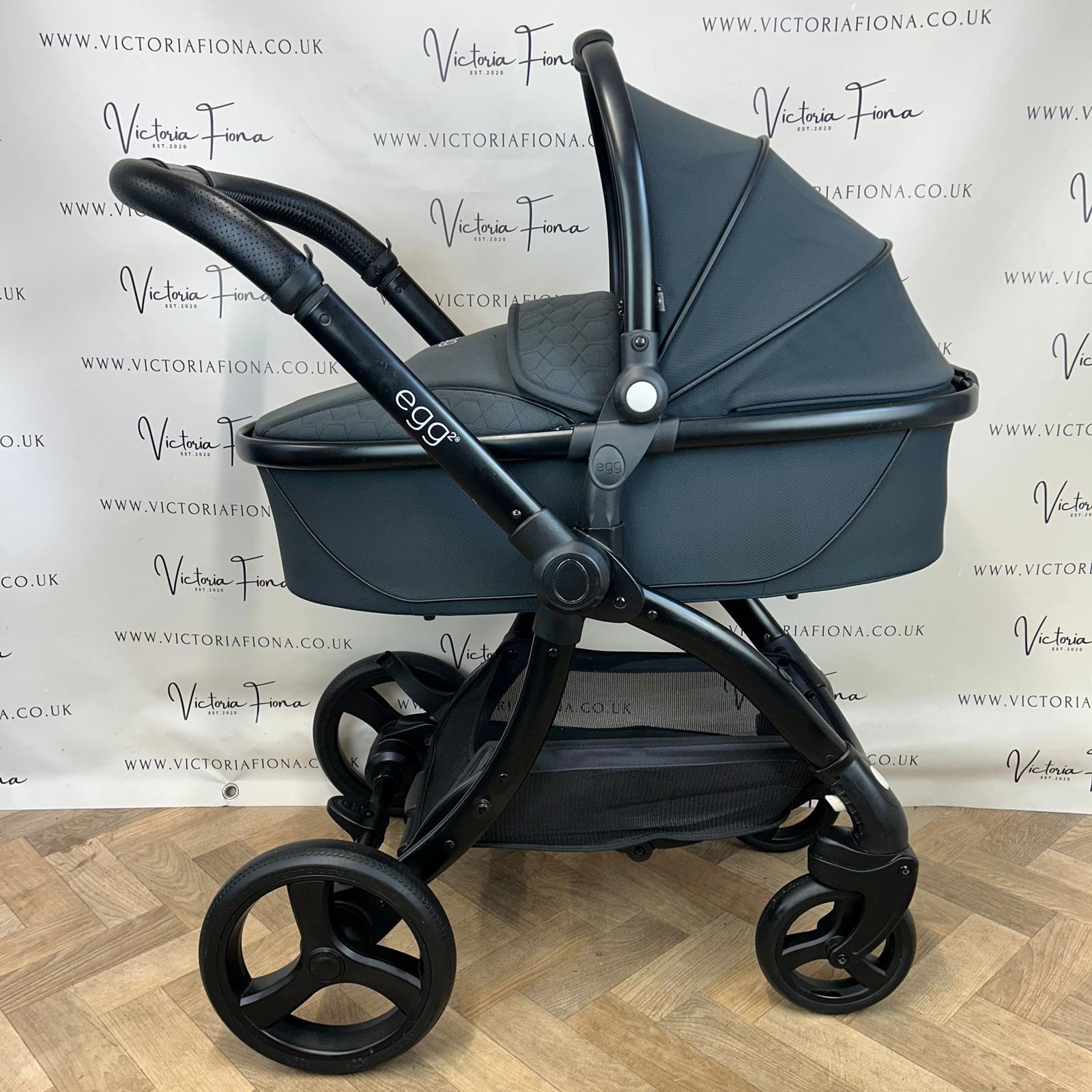 PRELOVED Egg2 Carrycot and Pushchair - Just Black 🖤 - Image 5