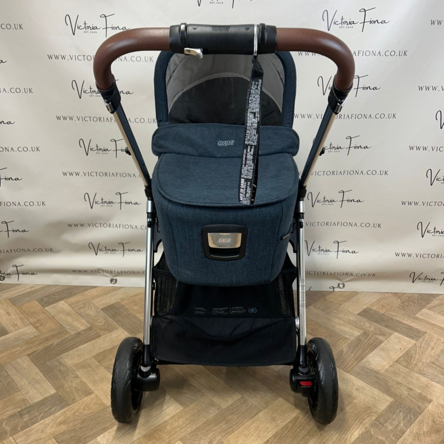 PRELOVED Mamas And Papas Flip xt3 Pushchair & Carry Cot Travel System - Navy Flannel - Image 5