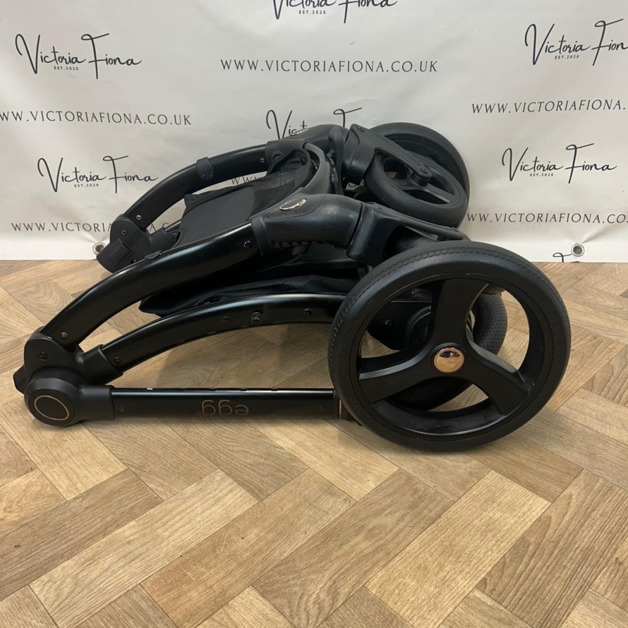 PRELOVED Egg2 Complete Travel System - Geo Black 🖤 - Image 10