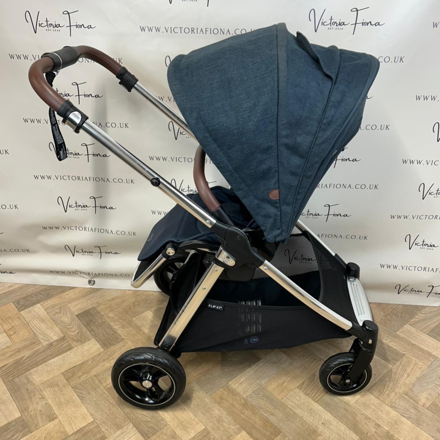 PRELOVED Mamas And Papas Flip xt3 Pushchair & Carry Cot Travel System - Navy Flannel - Image 9