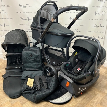 PRELOVED Egg2 Complete Travel System - Geo Black 🖤