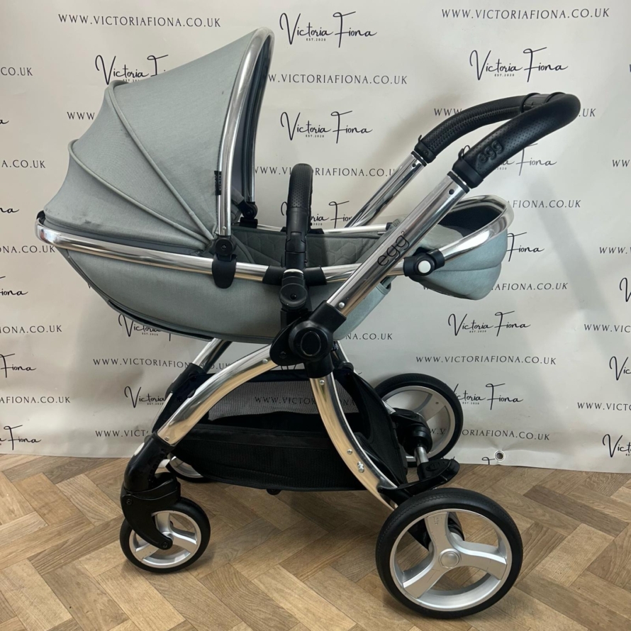 PRELOVED Egg2 Complete Travel System - Monument Grey - Image 6