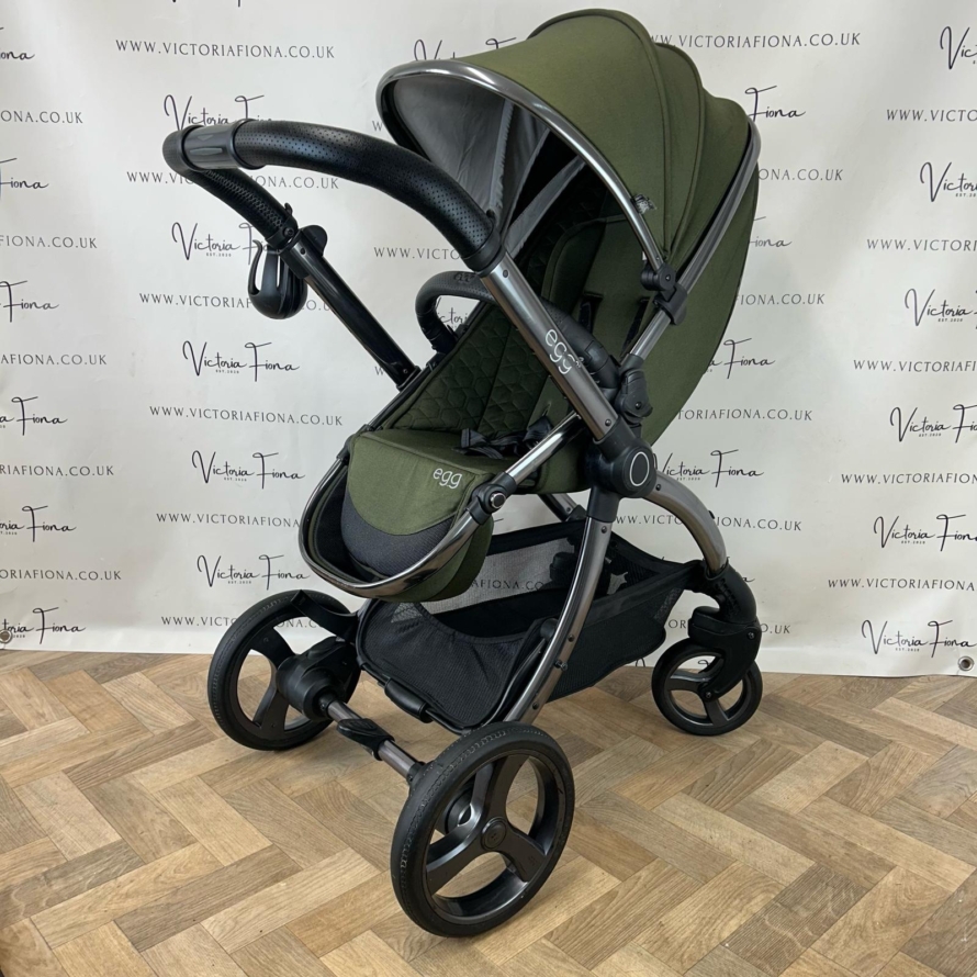 PRELOVED Egg2 Carrycot & Pushchair - Olive Green 💚 - Image 5