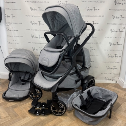 PRELOVED Nuna Demi Grow Double Pushchair - Carrycot & 2 Seats - Frost Grey