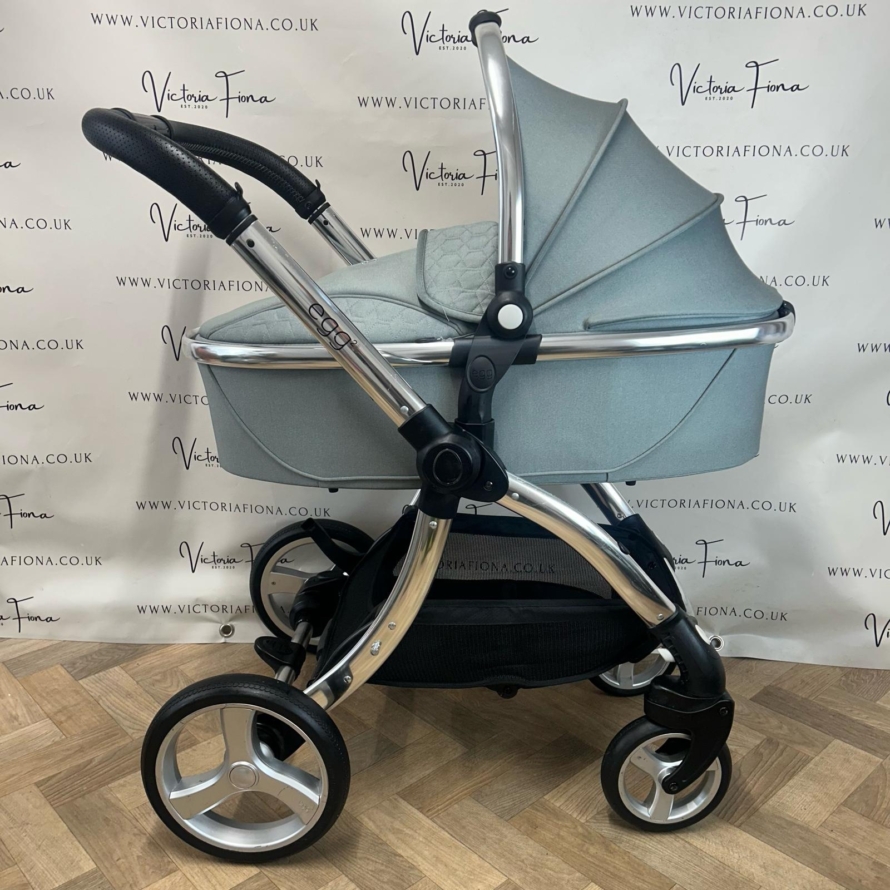 PRELOVED Egg2 Complete Travel System - Monument Grey - Image 4