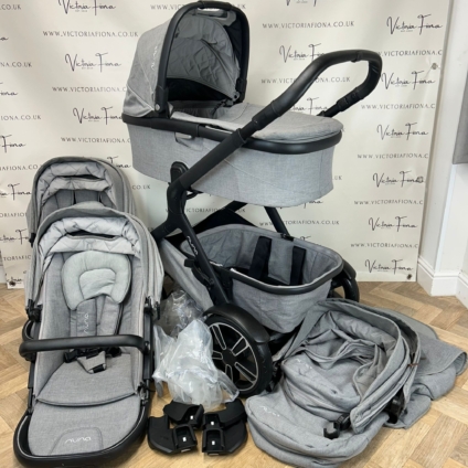 PRELOVED Nuna Demi Grow Double Pushchair - Carrycot & 2 Seats - Frost Grey