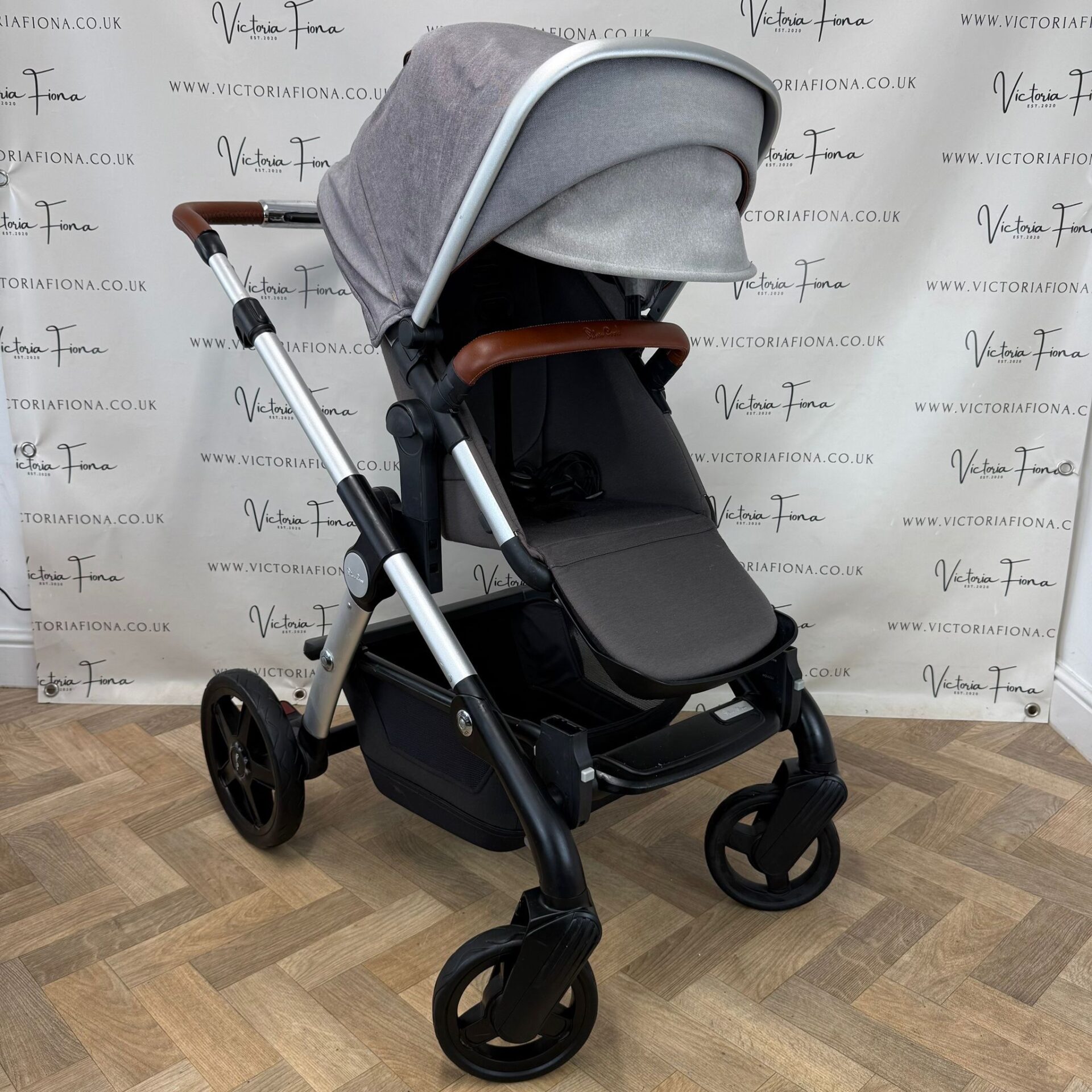 PRELOVED Silver Cross Wave Carrycot & DOUBLE Pushchair - Sable - Image 7