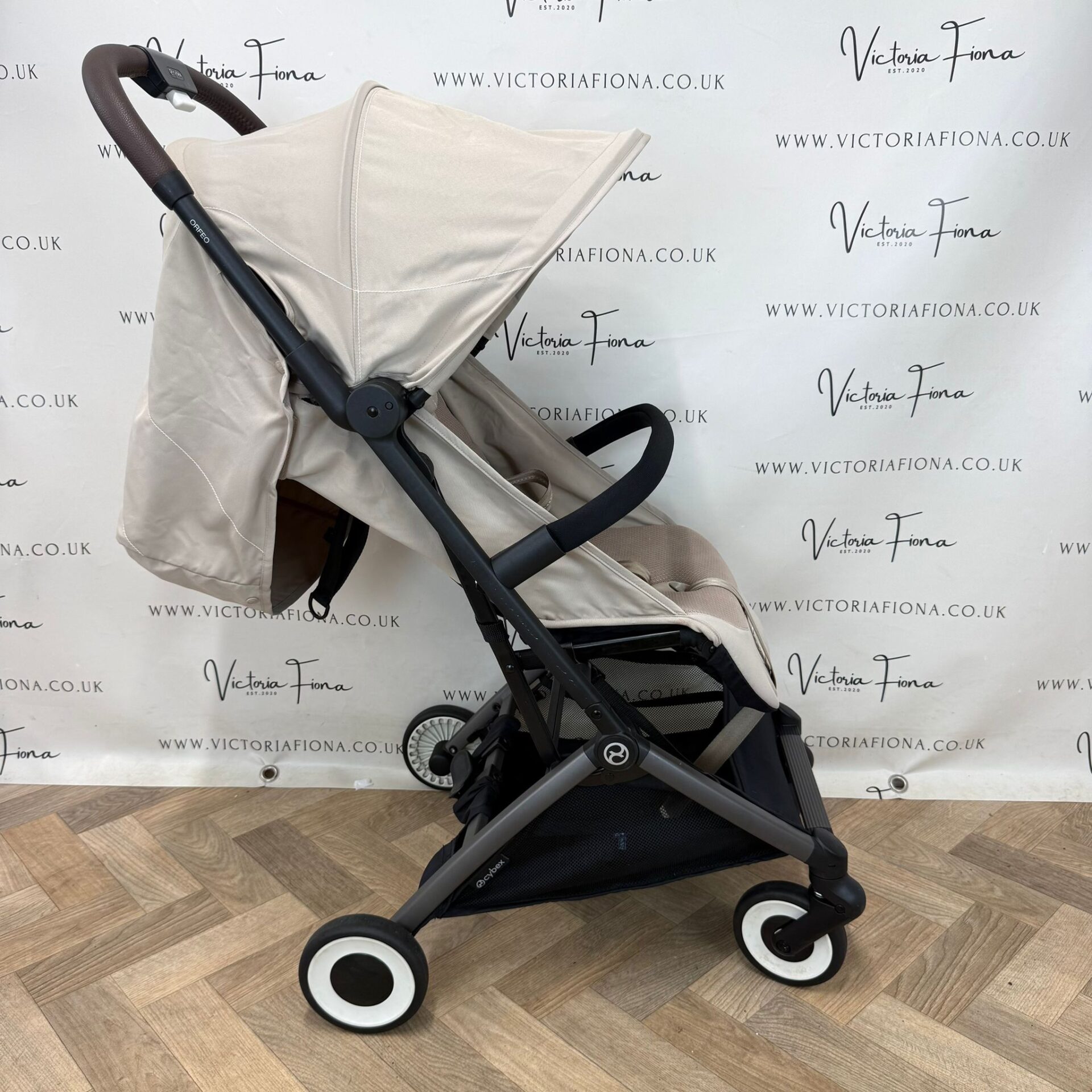 PRELOVED Cybex Orfeo Compact Stroller with Bumper Bar - Beige RRP £320 - Image 3