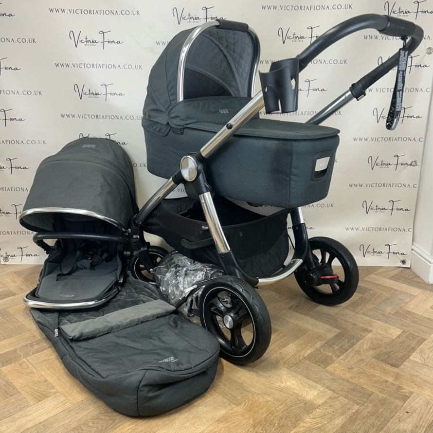 PRELOVED Mamas & Papas Ocarro Carrycot & Pushchair - Steel Grey