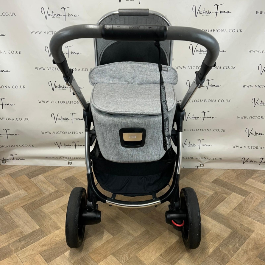 PRELOVED Mamas & Papas Ocarro Carrycot & Pushchair - Skyline Grey - Image 5