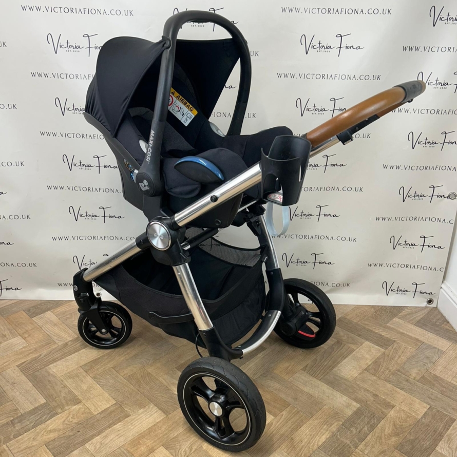 PRELOVED Mamas & Papas Ocarro Carrycot & Pushchair - Fossil Grey - Image 9