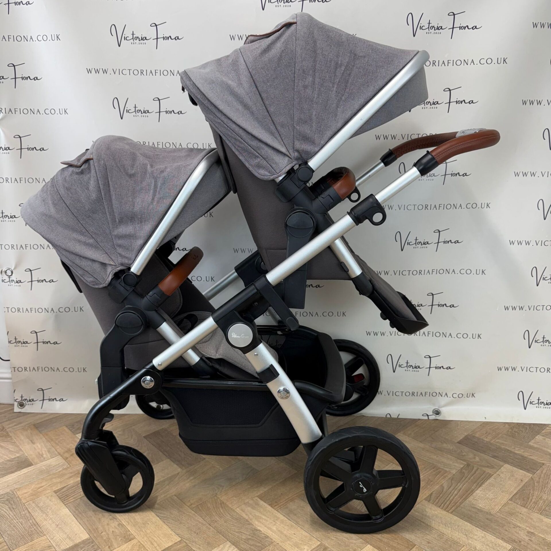 PRELOVED Silver Cross Wave Carrycot & DOUBLE Pushchair - Sable - Image 5