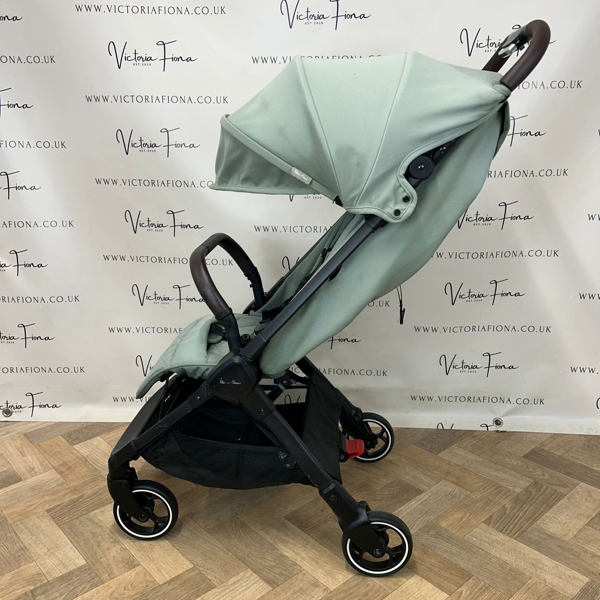 PRELOVED Silver Cross Clic Compact Stroller - Sage Green RRP£295 - Image 3