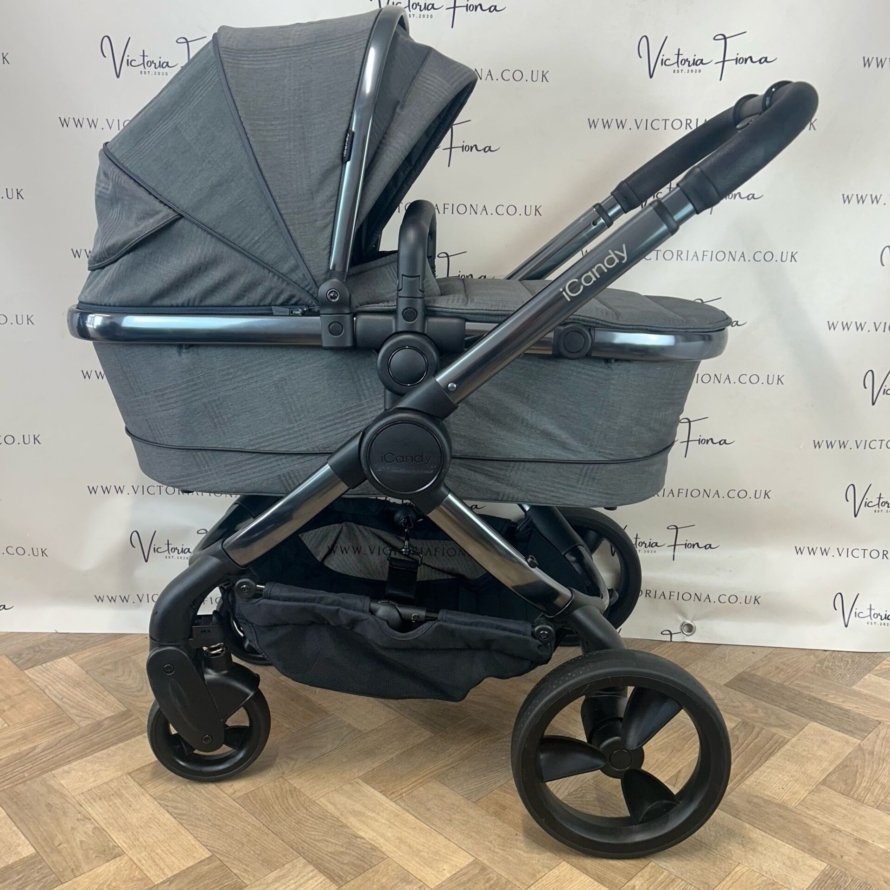 PRELOVED iCandy Peach 6 Pushchair & Carrycot - Dark Grey Check - Image 5