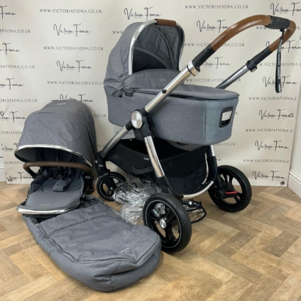 PRELOVED Mamas & Papas Ocarro Pushchair & Carrycot - Shadow Grey