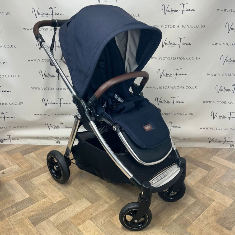 PRELOVED Mamas And Papas Flip xt3 Pushchair & Carry Cot Travel System - Navy Blue - Image 6