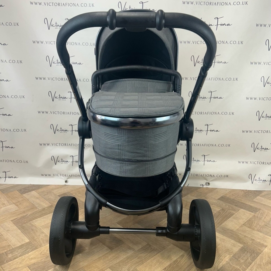 PRELOVED iCandy Peach 6 Pushchair & Carrycot - Dark Grey Check - Image 4
