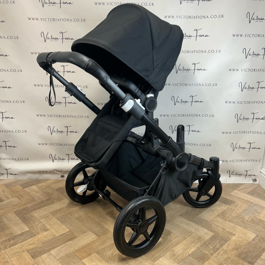 PRELOVED Bugaboo Donkey 5 - ALL BLACK 🖤 - Image 7
