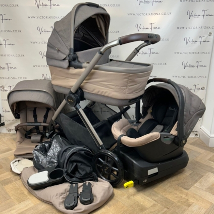 PRELOVED Silver Cross Reef Ultimate Travel System - Earth
