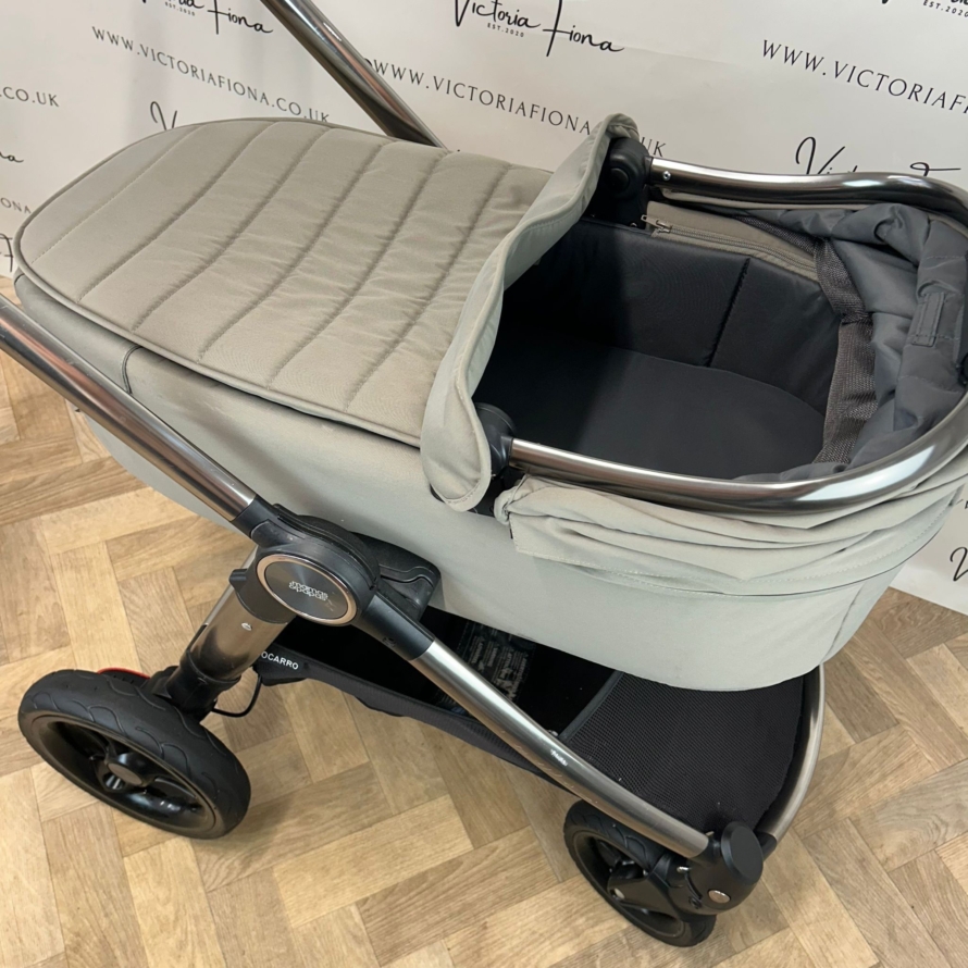 PRELOVED Mamas And Papas Ocarro Pushchair & Carrycot - Everest - Image 4