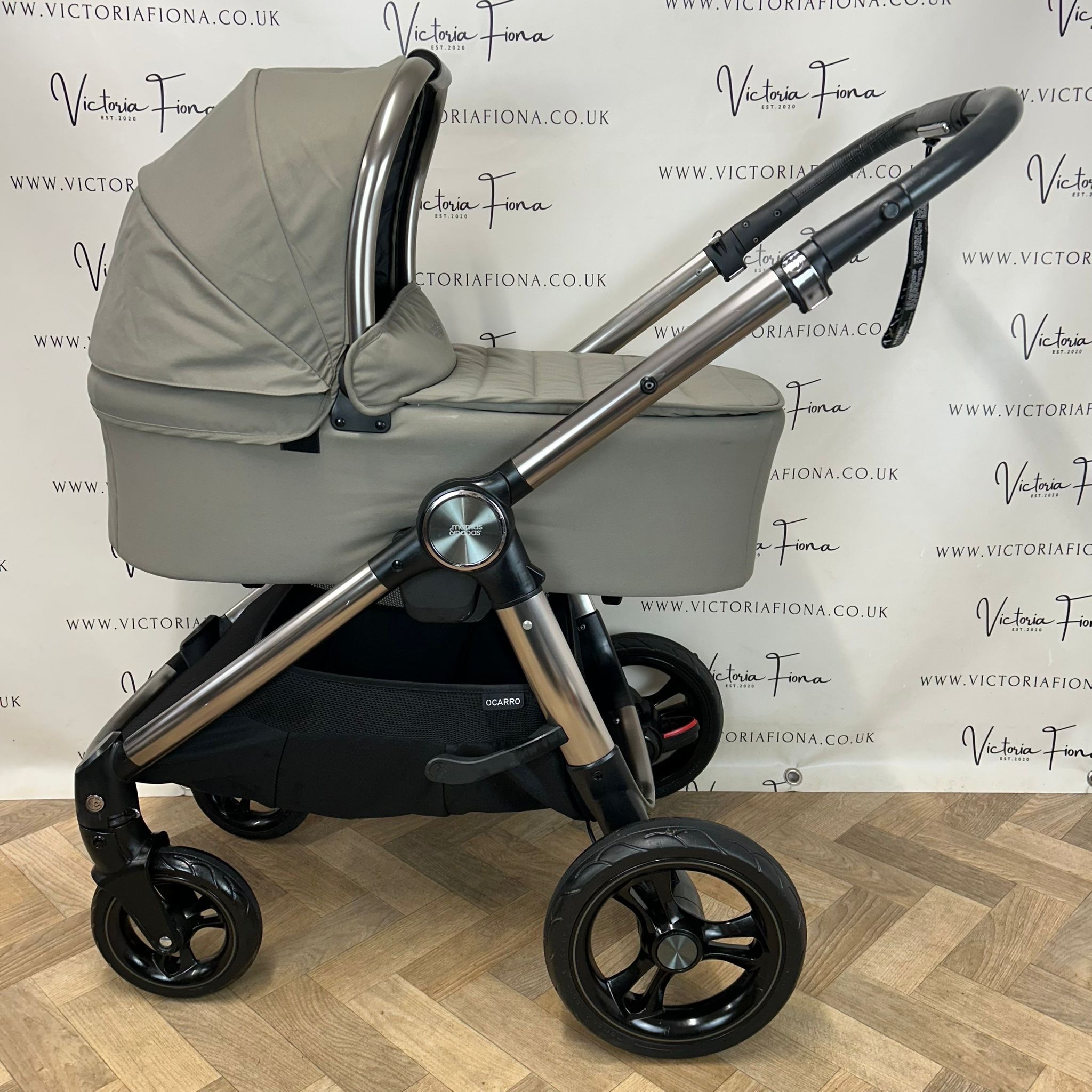 PRELOVED Mamas And Papas Ocarro Pushchair & Carrycot - Everest - Image 5