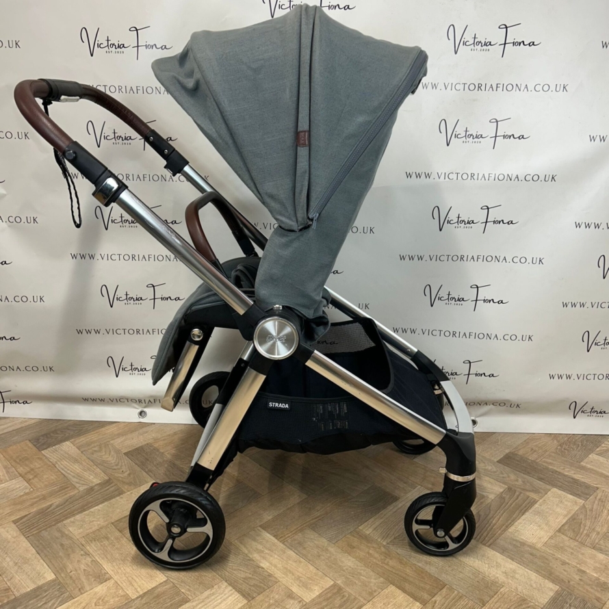 PRELOVED Mamas & Papas Strada Carrycot, Pushchair - Grey Mist - Image 6