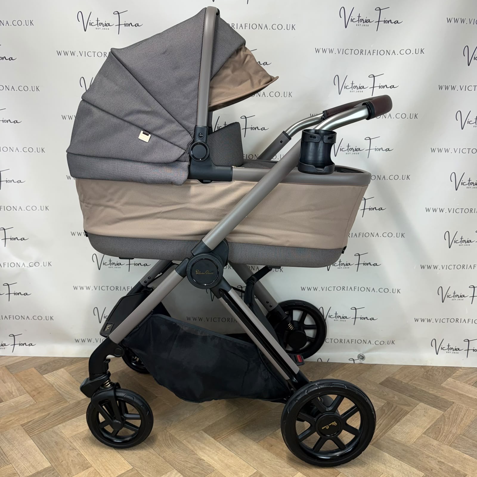 PRELOVED Silver Cross Reef Ultimate Travel System - Earth - Image 2