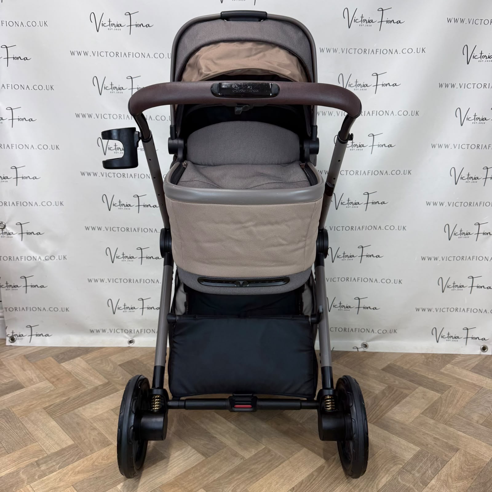 PRELOVED Silver Cross Reef Ultimate Travel System - Earth - Image 3