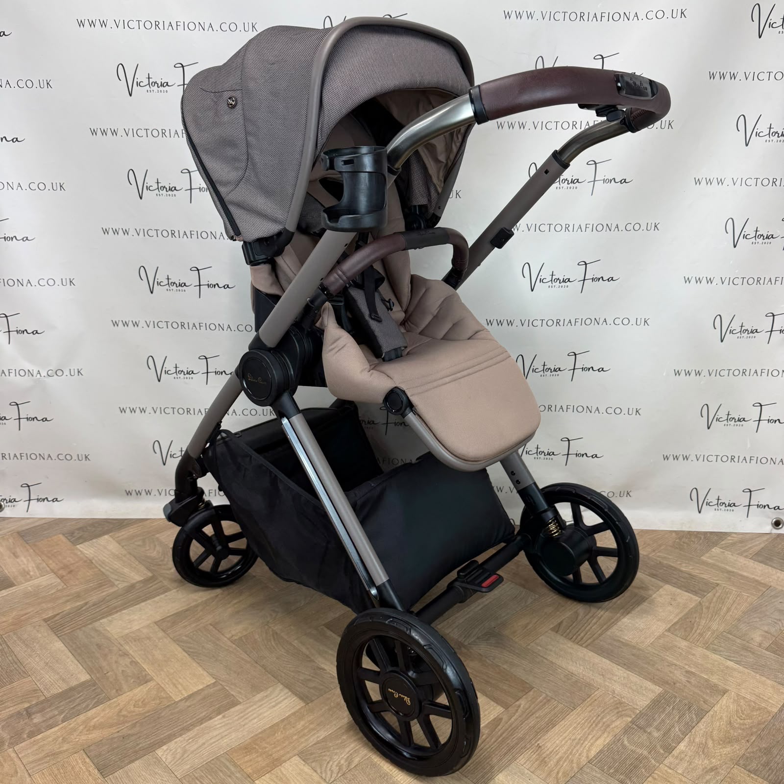 PRELOVED Silver Cross Reef Ultimate Travel System - Earth - Image 5