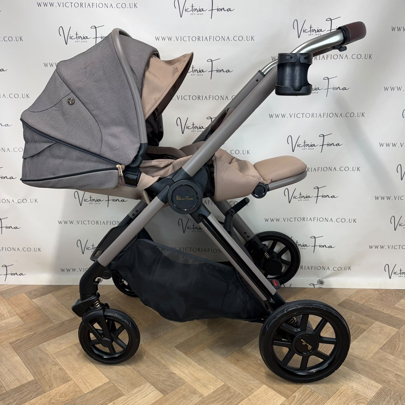 PRELOVED Silver Cross Reef Ultimate Travel System - Earth - Image 7