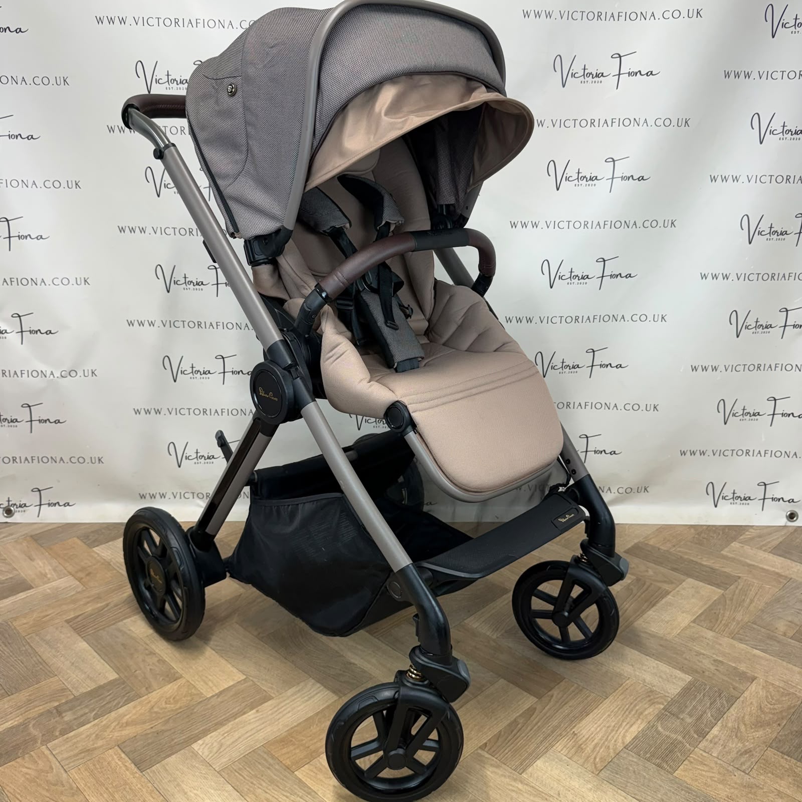 PRELOVED Silver Cross Reef Ultimate Travel System - Earth - Image 8