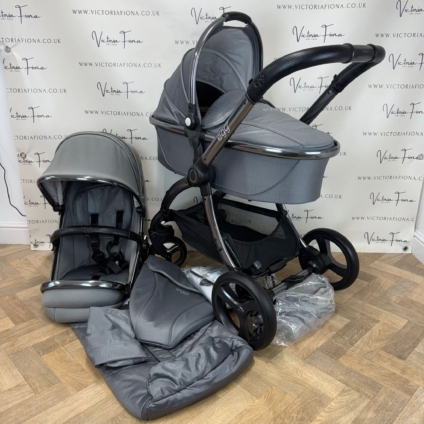 PRELOVED Egg 2 Carrycot & Pushchair - Jurassic Grey