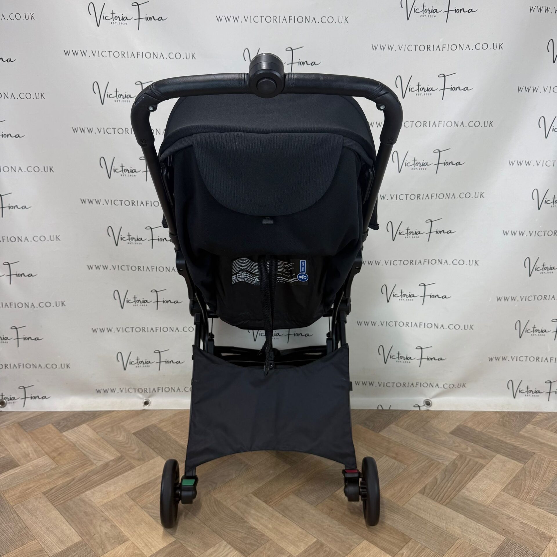 PRELOVED Silver Cross Jet 5 Compact CABIN APPROVED Stroller - BLACK - Image 3