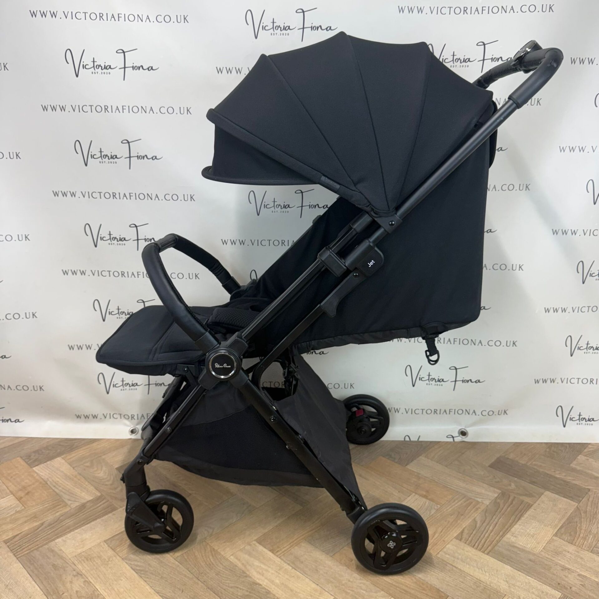 PRELOVED Silver Cross Jet 5 Compact CABIN APPROVED Stroller - BLACK - Image 4