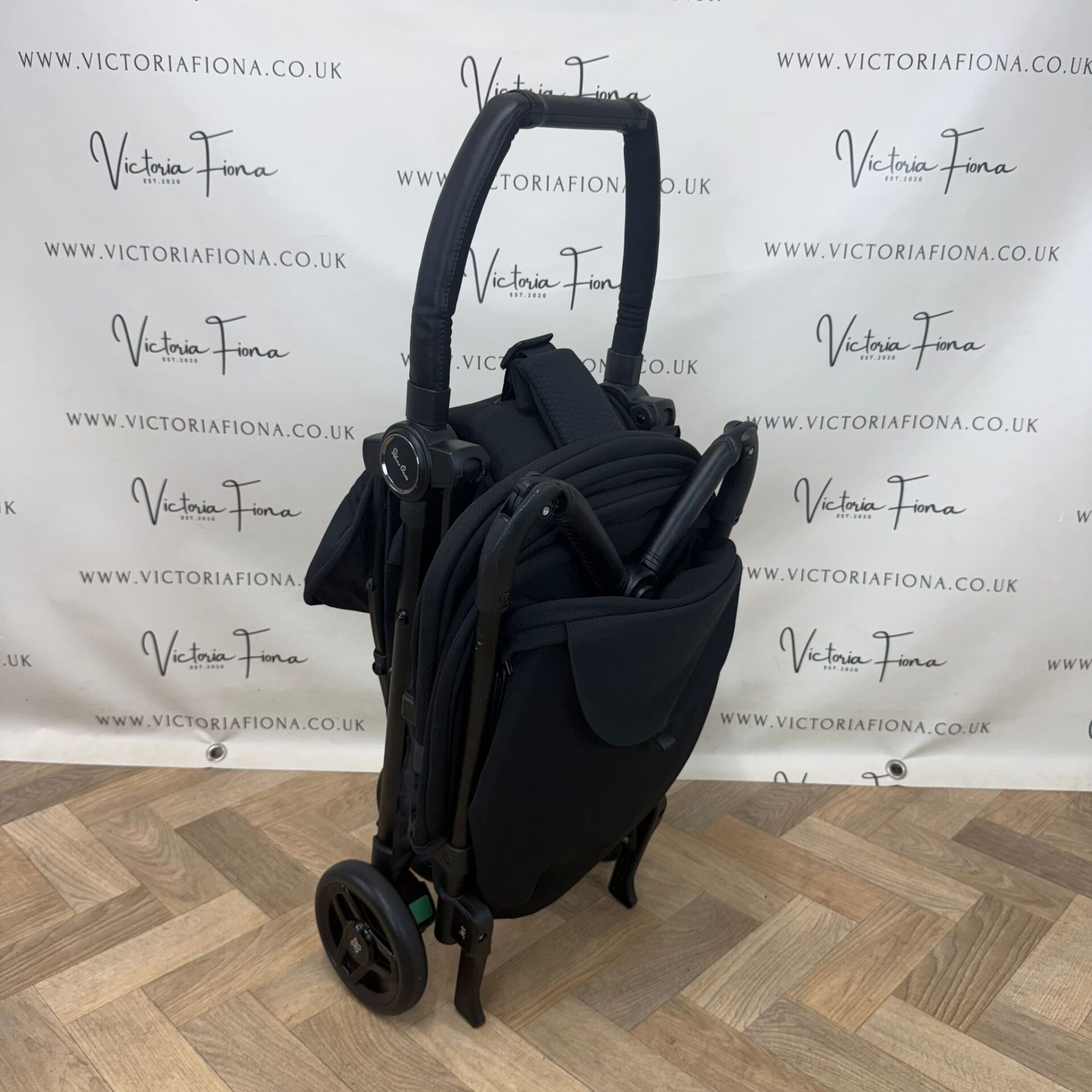 PRELOVED Silver Cross Jet 5 Compact CABIN APPROVED Stroller - BLACK - Image 5