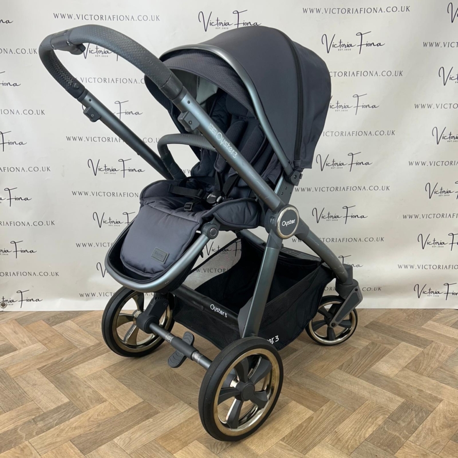 PRELOVED Babystyle Oyster 3 Pushchair & Carrycot  Travel System - 0-22kg - Graphite - Image 5