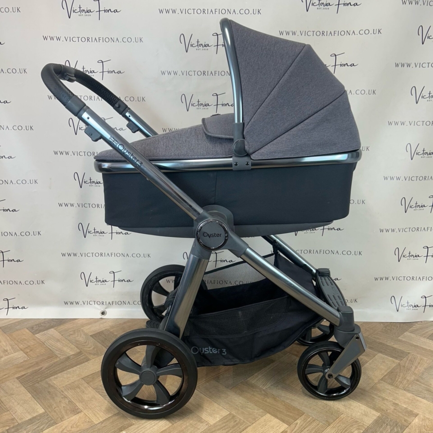 PRELOVED Babystyle Oyster 3 Pushchair & Carrycot Travel System - 0-22kg - Fossil Grey - Image 2