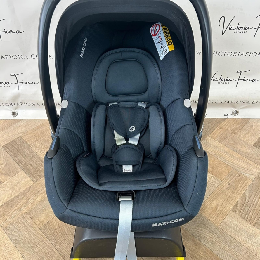 PRELOVED Maxi Cosi Cabriofix isize with isize Isofix Base - Graphite - Image 2