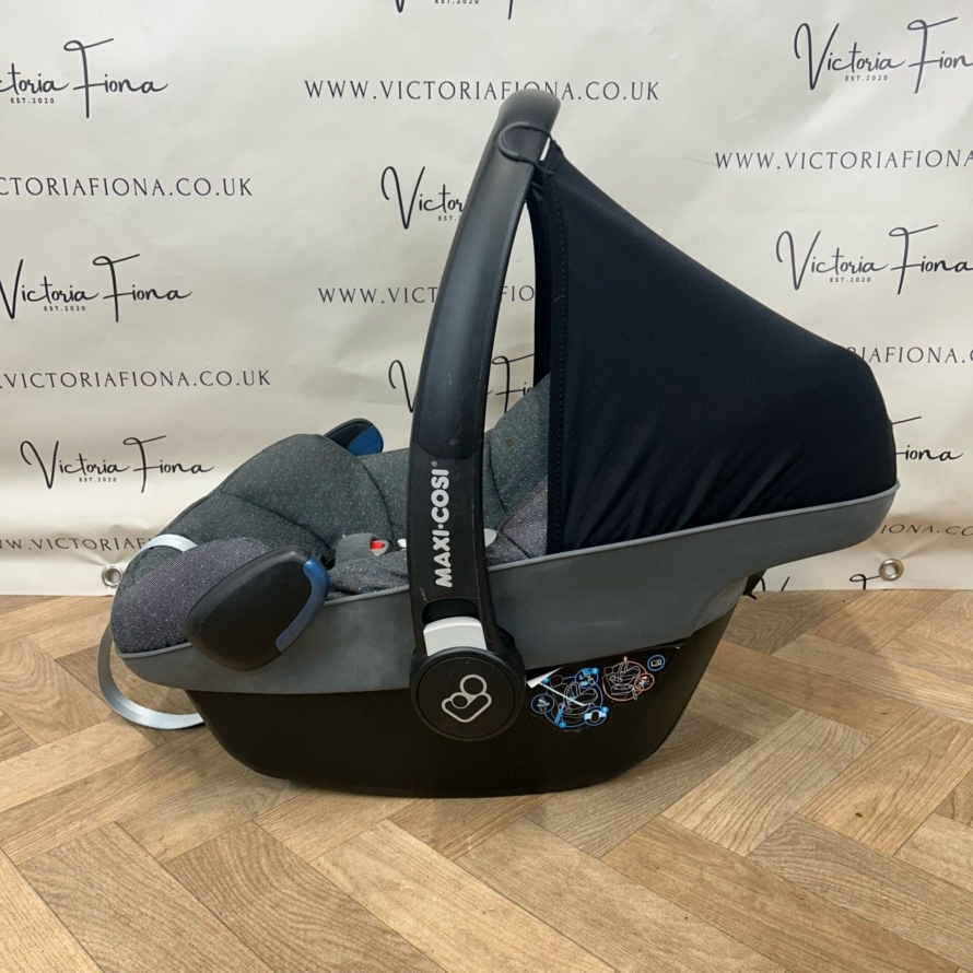 PRELOVED Maxi Cosi Pebble Infant Car Seat GREY - Image 3
