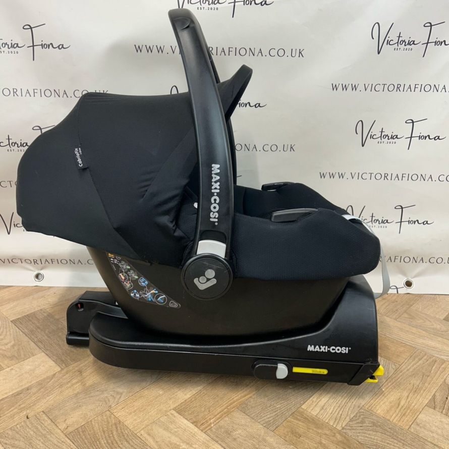 PRELOVED Maxi Cosi Cabriofix isize with Isofix Base - Image 4