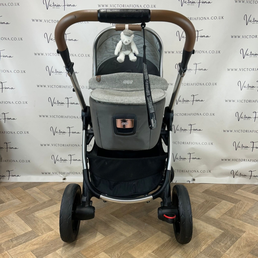 PRELOVED Mamas And Papas Ocarro Tweed Pushchair & Carrycot - Grey Moon - Image 3