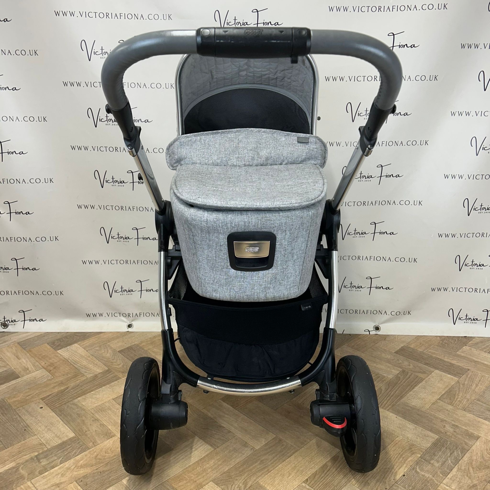 PRELOVED Mamas & Papas Ocarro Carrycot & Pushchair - Skyline Grey - Image 4