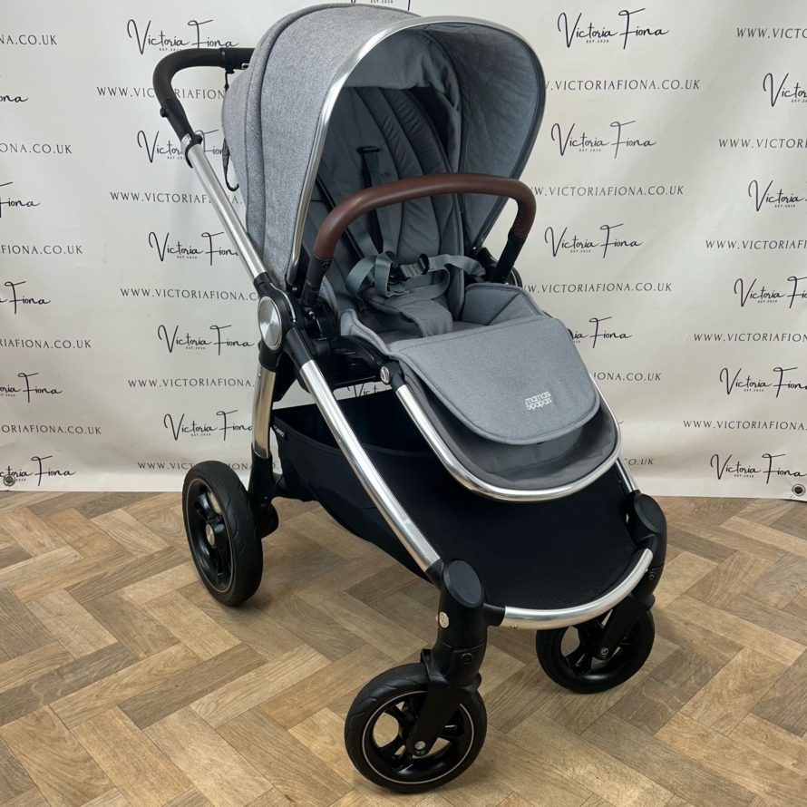 PRELOVED Mamas & Papas Ocarro Travel System Pushchair & Carrycot Woven Grey 🩶 - Image 7