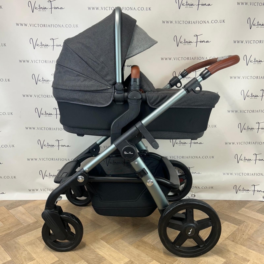 PRELOVED Silver Cross Wave Pushchair, Carrycot & Car Seat - Granite - Image 2