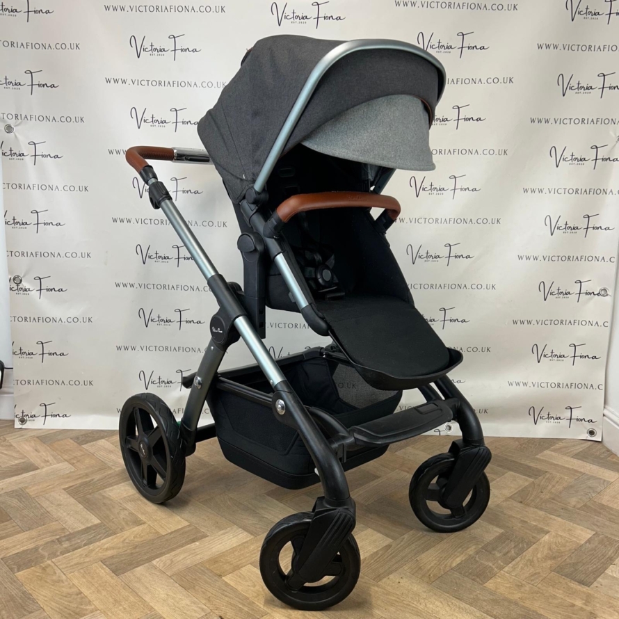 PRELOVED Silver Cross Wave Pushchair, Carrycot & Car Seat - Granite - Image 8