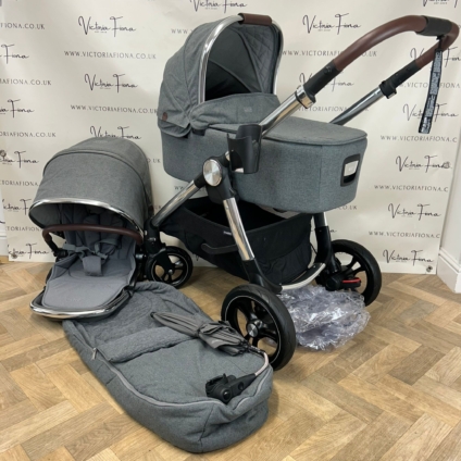 PRELOVED Mamas & Papas Ocarro Travel System Pushchair & Carrycot - Grey Mist
