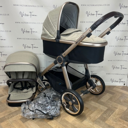PRELOVED Babystyle Oyster3 Pushchair & Carrycot - Crème Brûlée