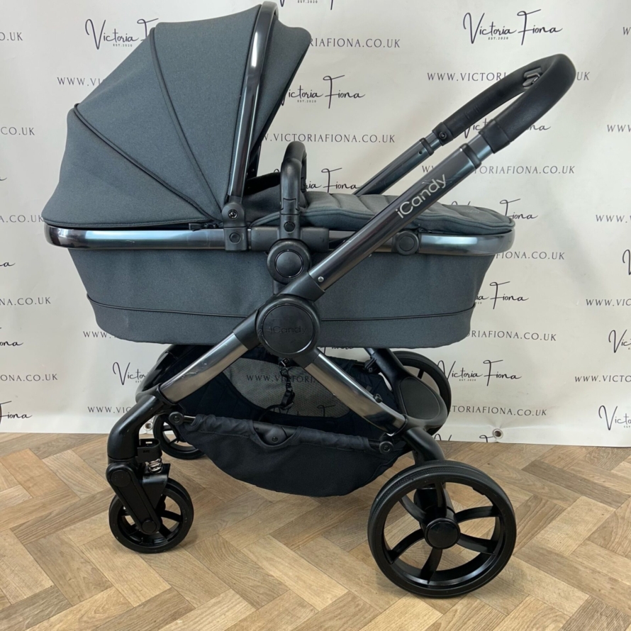 PRELOVED iCandy Peach 7 Pushchair with accessories - DARK GREY - Image 4