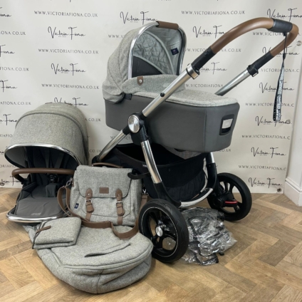 PRELOVED Mamas And Papas Ocarro Tweed Pushchair & Carrycot - Grey Moon