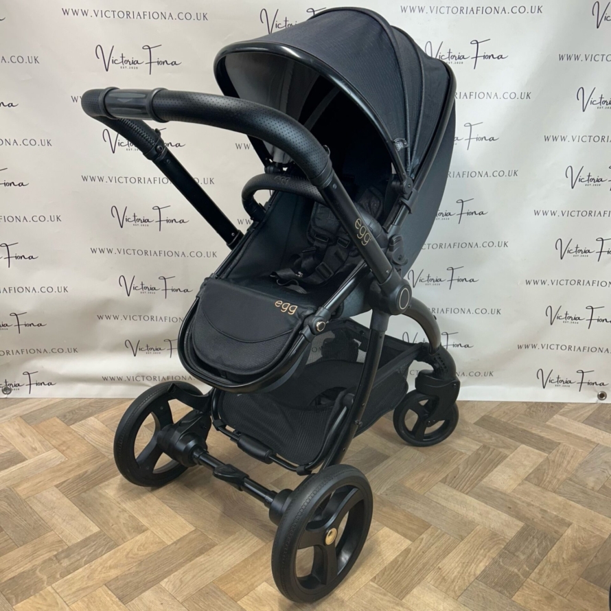 PRELOVED Egg2 Complete Travel System - Jurassic Black 🖤 - Image 6